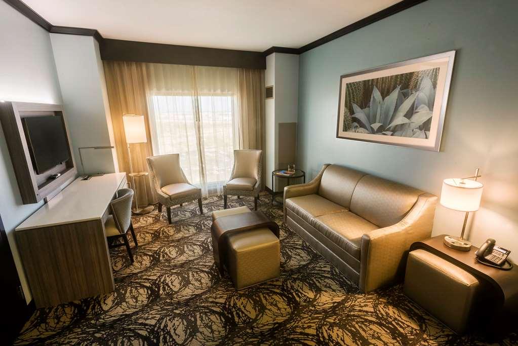 Wild Horse Pass Hotel & Casino Chandler Room photo
